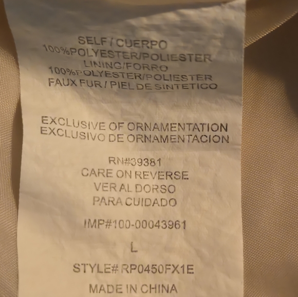 Rewind Faux Fur Button Closure Wrap Vest Size Large - Picture 14 of 16